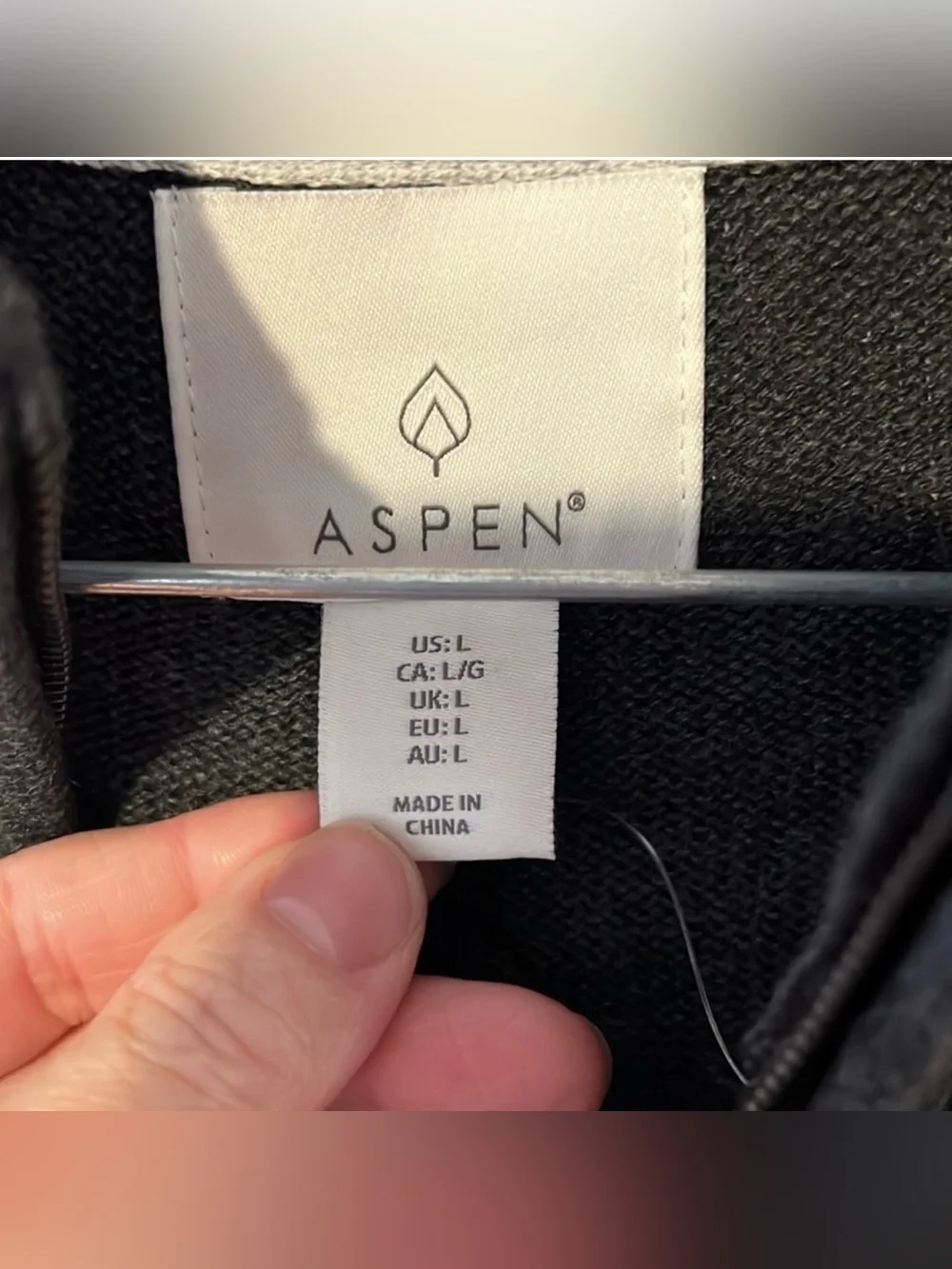 Aspen Mens Grey Snowflake 1/4 Zipper Sweater Size Large NWT